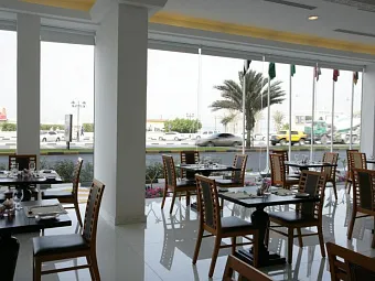  Отель RAMADA BEACH HOTEL AJMAN 4*