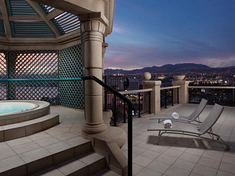 Отель HILTON QUEEN OF SHEBA 5*