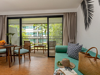 Premier Garden Balcony