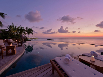 MILAIDHOO ISLAND MALDIVES 5*