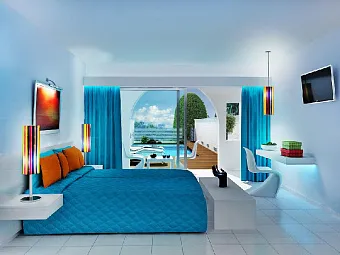  Отель SO NICE BOUTIQUE SUITES 4*