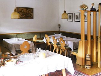 Отель CORNELIA VILLA PENSION 3*