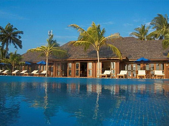   OLHUVELI BEACH & SPA RESORT 4*