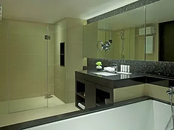  Санузел в номерах Junior Suite