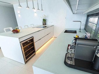 KATA ROCKS RESORT & RESIDENCES 5*