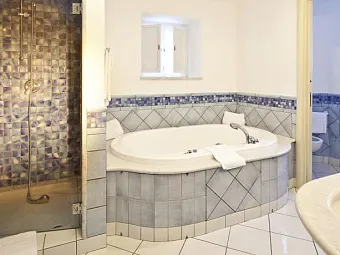 Отель IL MORESCO 5*