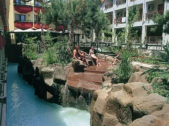 Отель SUMELA GARDEN HOTEL 3+*