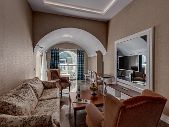 Platinum Villa Suite