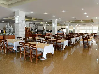 Отель QUEEN'S PARK GOYNUK 5*