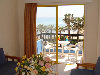 EVALENA BEACH HOTEL APTS 3*