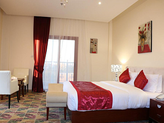 RED CASTLE HOTEL 4*