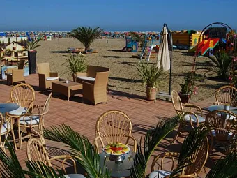 Отель IMPERIAL BEACH 4*
