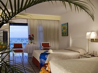 FLAMINGO CANCUN RESORT 4* 