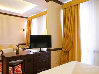 KOMPASS HOTEL SAVOY 4*