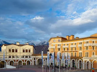 Отель GORKI GRAND 4*.