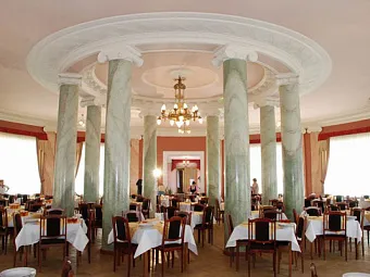 Санаторий им.Кирова 3*