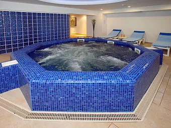 POSEIDONIA BEACH 4*