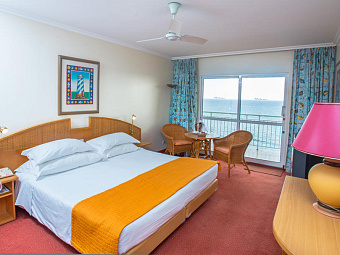 PESTANA BAY OCEAN APARTHOTEL 4*