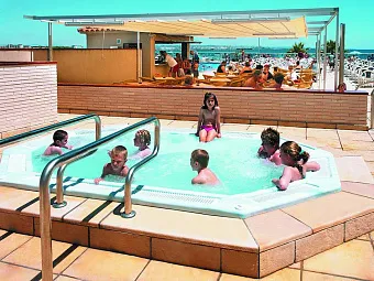 Джакузи в отеле GOLDEN DONAIRE BEACH 3*