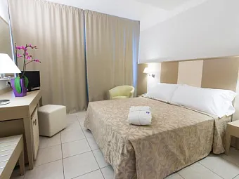 Отель CRISTALLO 4*