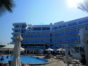 VRISSAKI BEACH HOTEL 3*