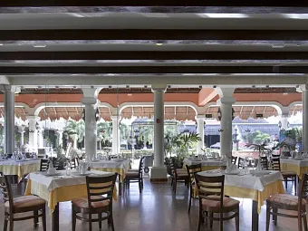 Отель GRAND PALLADIUM RIVIERA 5*