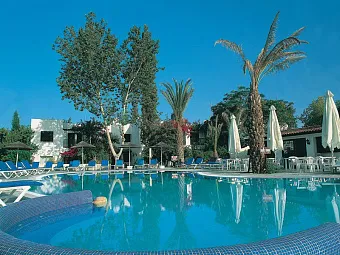  Отель PAPHOS GARDENS HOTEL 3*
