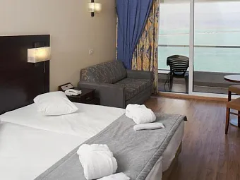CROWNE PLAZA DEAD SEA 5*