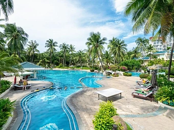 PALM BEACH RESORT & SPA SANYA 4*