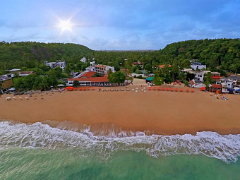 Отель CALAMANDER UNAWATUNA BEACH 3*