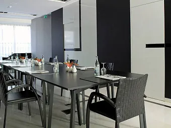 Отель ALTIS AVENIDA 5*