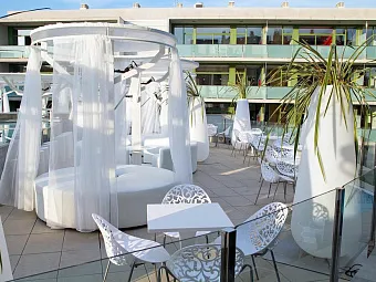 Отель FOUR ELEMENTS SUITES APARTHOTEL 4*