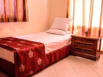  Отель KAROLINA 4*