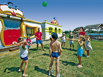 Отель KIPRIOTIS VILLAGE 4+*