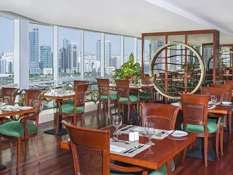 Отель GOLDEN TULIP SHARJAH HOTEL APARTMENTS 4*