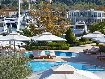 SANI ASTERIAS SUITES 5*