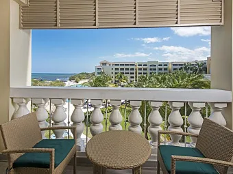 Отель IBEROSTAR ROSE HALL BEACH 5*