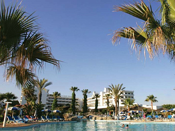 ADAMS BEACH 5*
