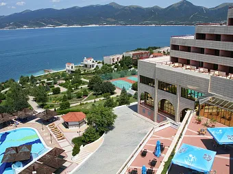 НАДЕЖДА. SPA & МОРСКОЙ РАЙ 5*