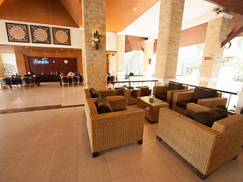Отель PINNACLE GRAND JOMTIEN PATTAYA 4*