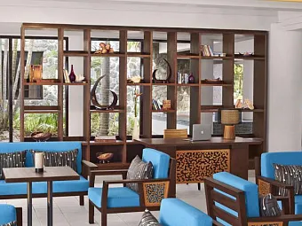 Отель AVANI SEYCHELLES BARBARONS RESORT & SPA 4*