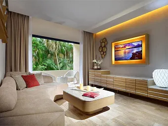 TRS YUCATAN HOTEL 5*