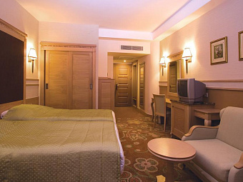 FAME RESIDENCE LARA & SPA 5*