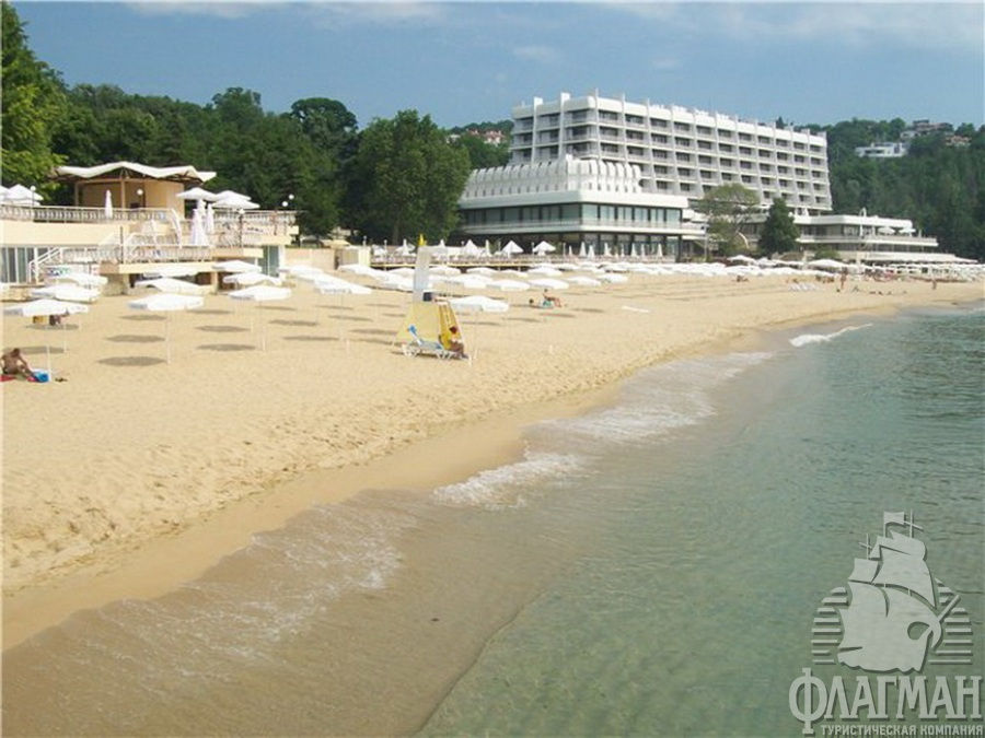 Пляж Гранд Отеля Варна в Болгарии