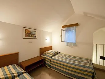 Отель Apartments Polynesia 3*