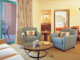 Seating area in Terrace Suites. Отель ATLANTIS THE PALM 5*