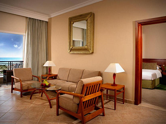 FUJAIRAH ROTANA RESORT & SPA 5*