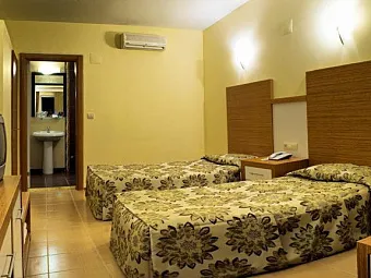 Отель OMER HOLIDAY RESORT HV-1