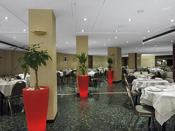 KYRIAD ANDORRA COMTES HOTEL 3*