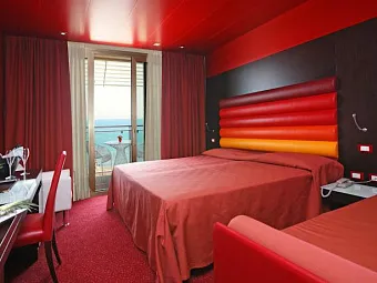 Отель CESARE AUGUSTUS 4*